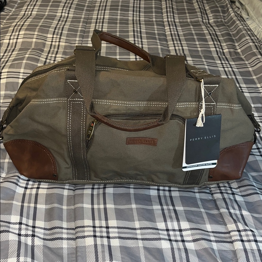 Perry Ellis Weekender Canvas Duffel Bag